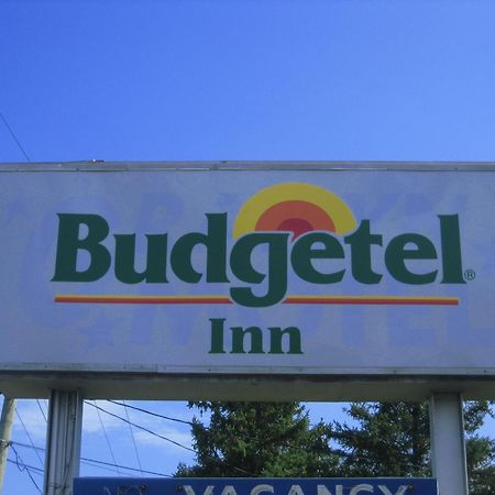 Budgetel Inn Glens Falls-Lake George-Saratoga Exterior foto